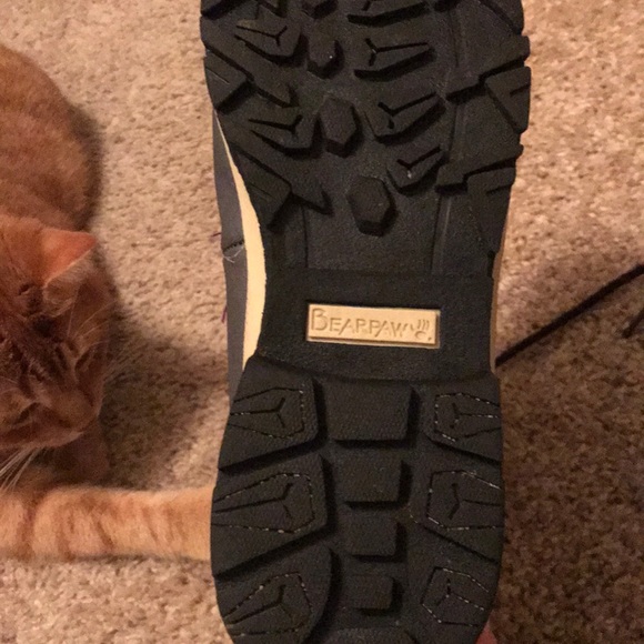 ❌SOLD❌LIKE NEW! Bear Paw winter boots - Picture 5 of 7